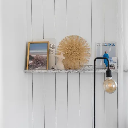 Maria Aan Zee Met Prive Parking 8p