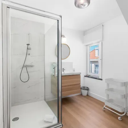 Maria Aan Zee Met Prive Parking 8p Ньивпорт