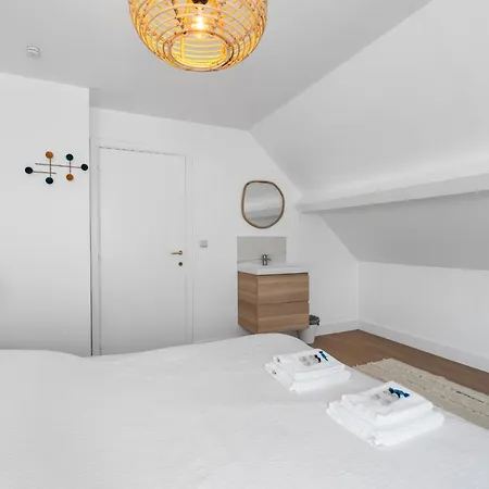 Maria Aan Zee Met Prive Parking 8p 尼乌波特