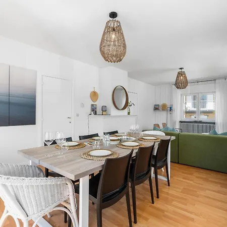 别墅 Maria Aan Zee Met Prive Parking 8p *