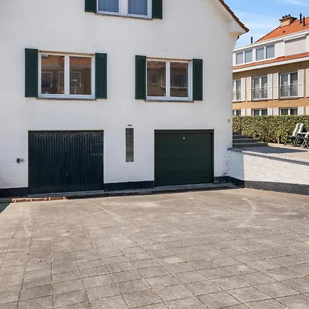 Вилла Maria Aan Zee Met Prive Parking 8p *