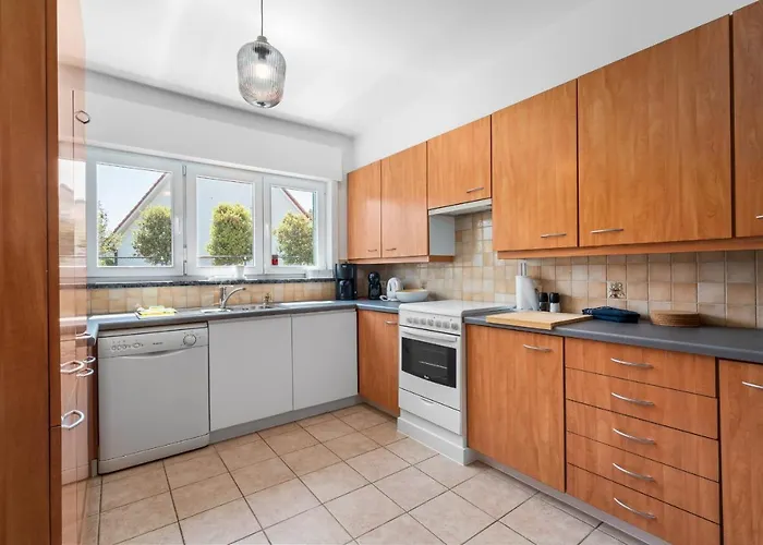 Villa Maria Aan Zee Met Prive Parking 8p *