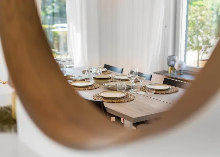 Villa Maria Aan Zee Met Prive Parking 8p Nieuwpoort