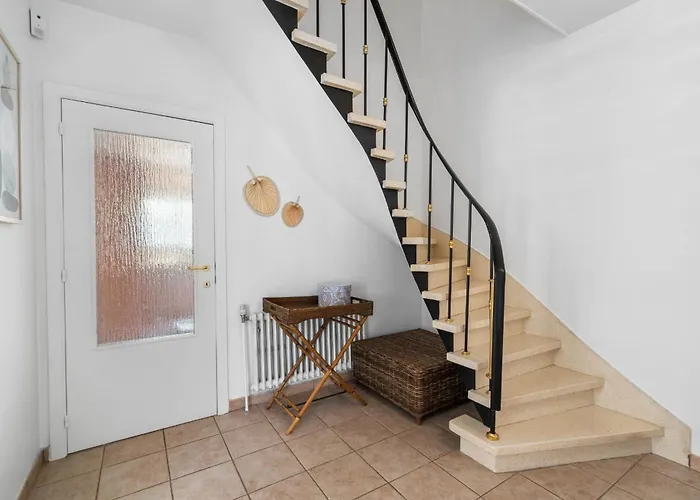 Villa Maria Aan Zee Met Prive Parking 8p